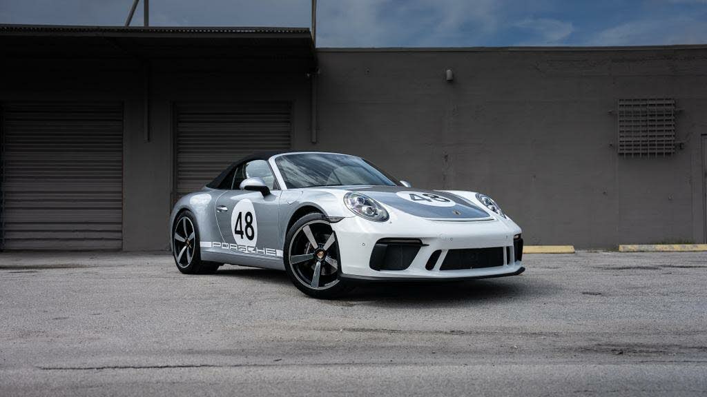 Porsche 911