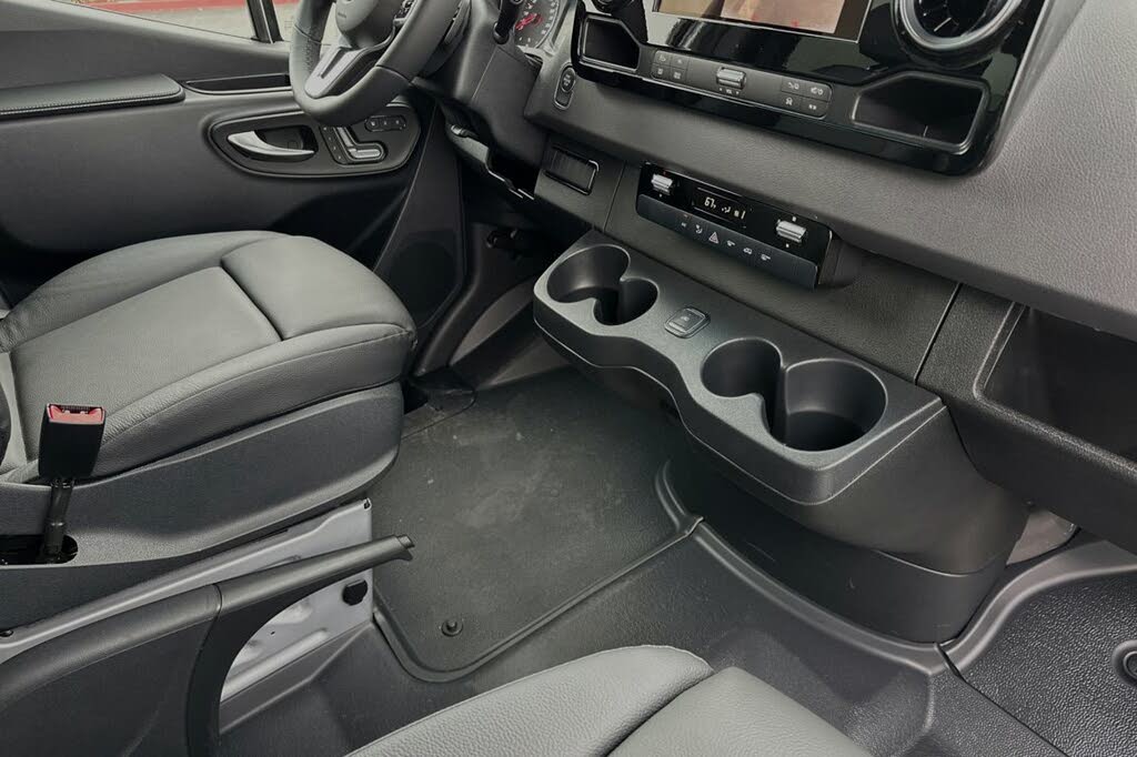 2024 Mercedes-Benz Sprinter