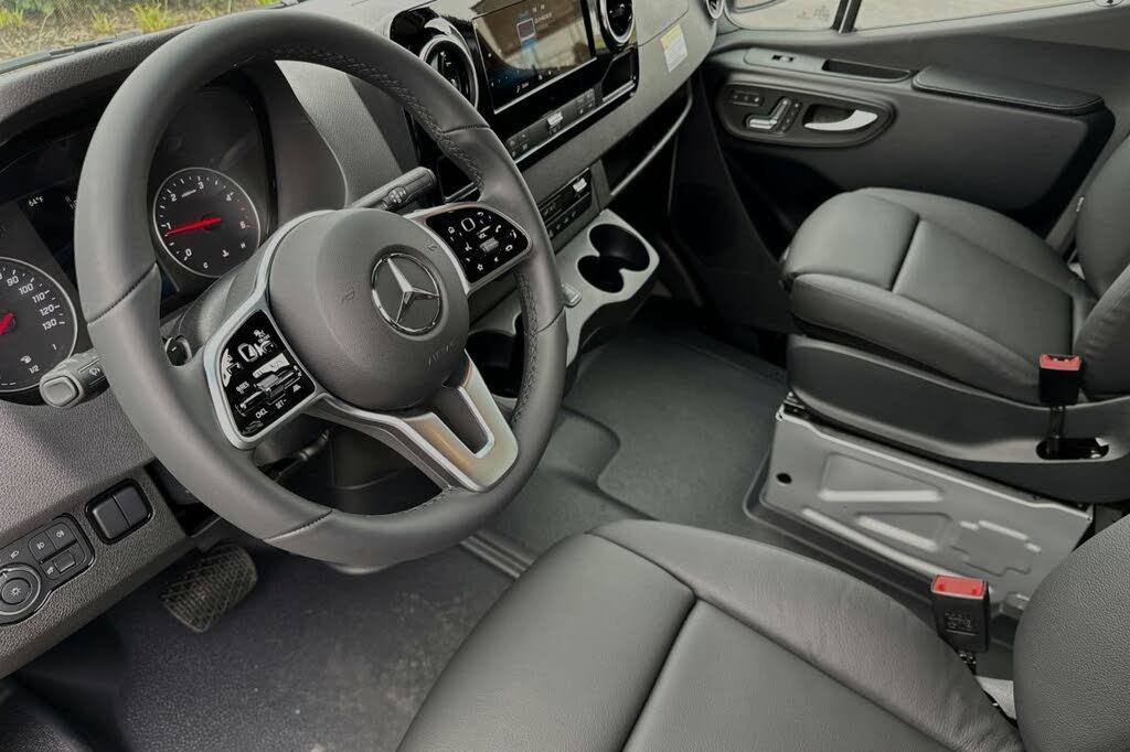 2024 Mercedes-Benz Sprinter