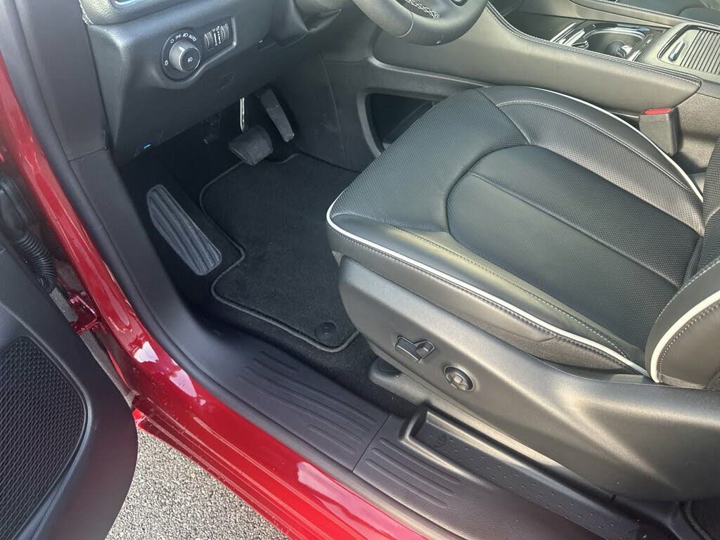 2024 Chrysler Pacifica Plug-In Hybrid