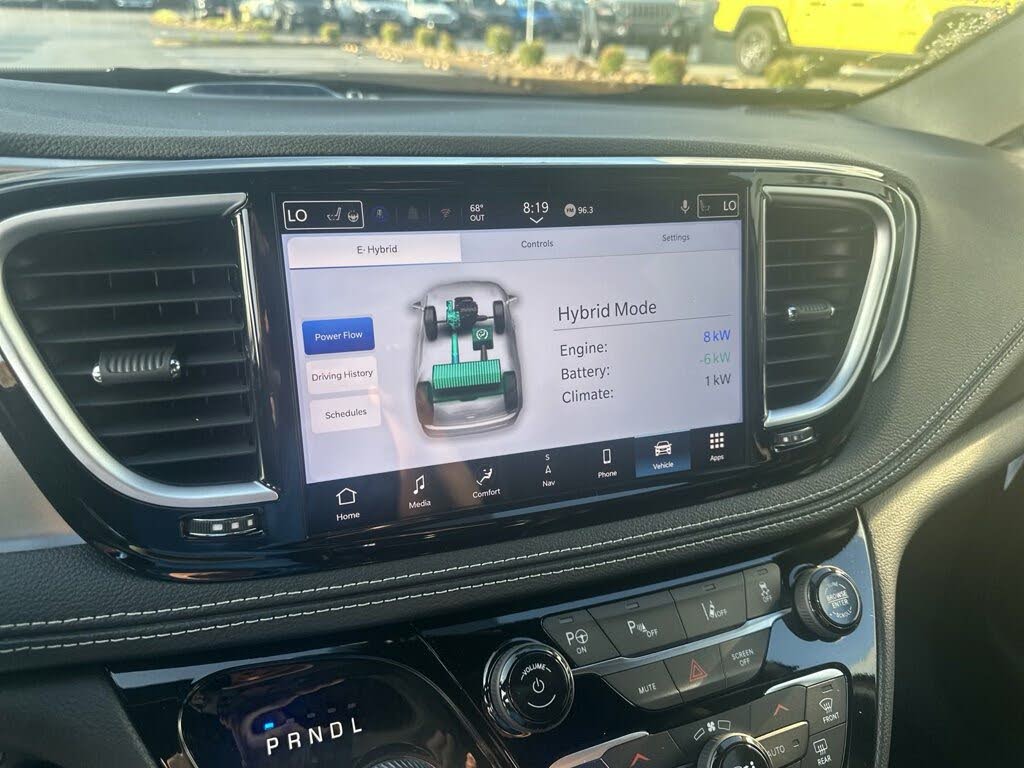 2024 Chrysler Pacifica Plug-In Hybrid