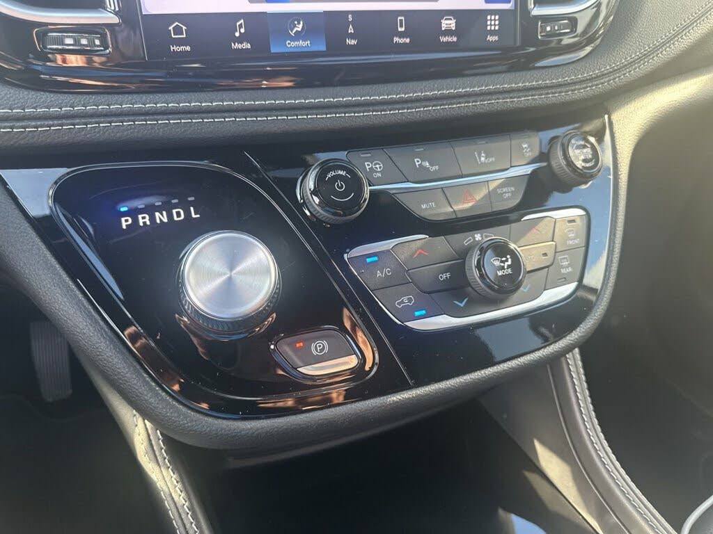2024 Chrysler Pacifica Plug-In Hybrid