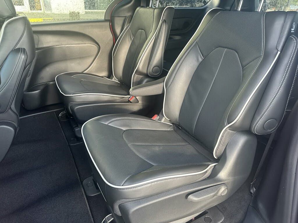 2024 Chrysler Pacifica Plug-In Hybrid