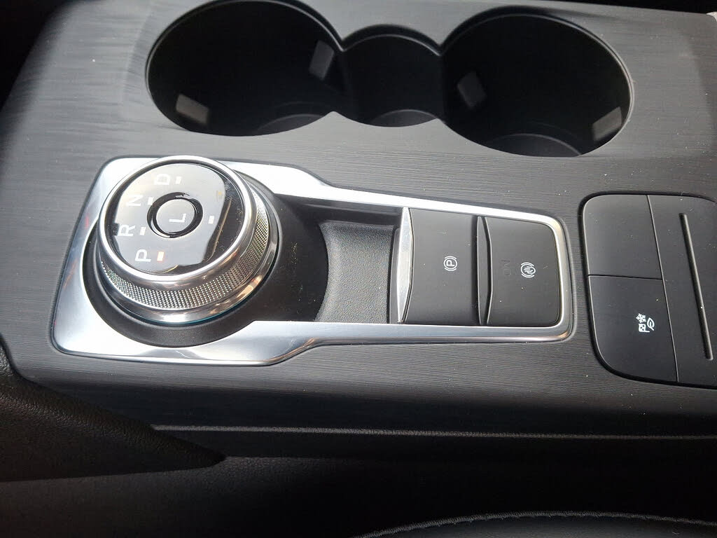 2025 Ford Escape Hybrid