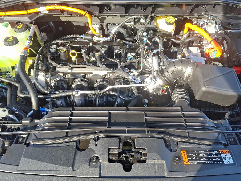 2025 Ford Escape Hybrid