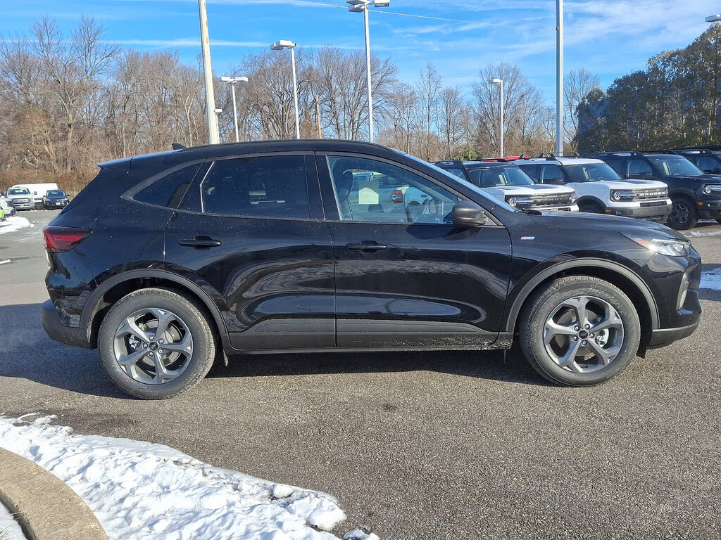 2025 Ford Escape Hybrid