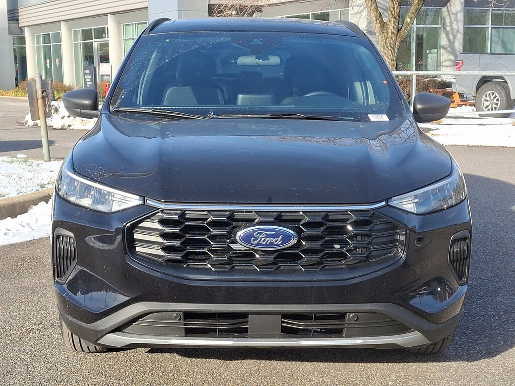 2025 Ford Escape Hybrid