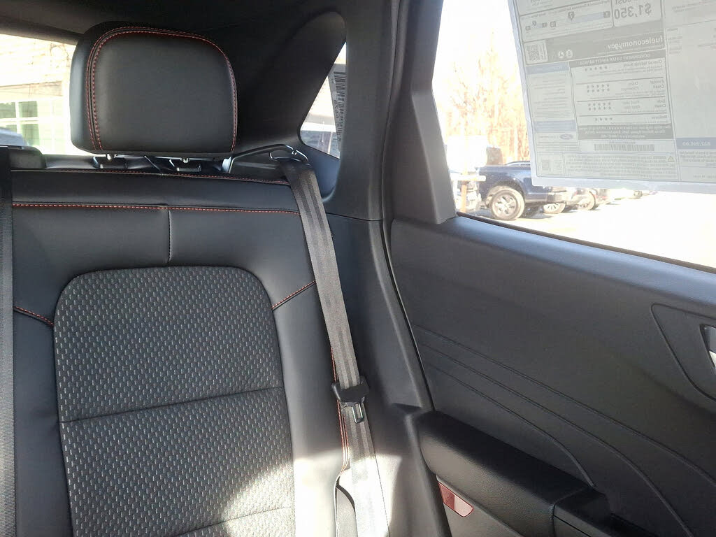 2025 Ford Escape Hybrid