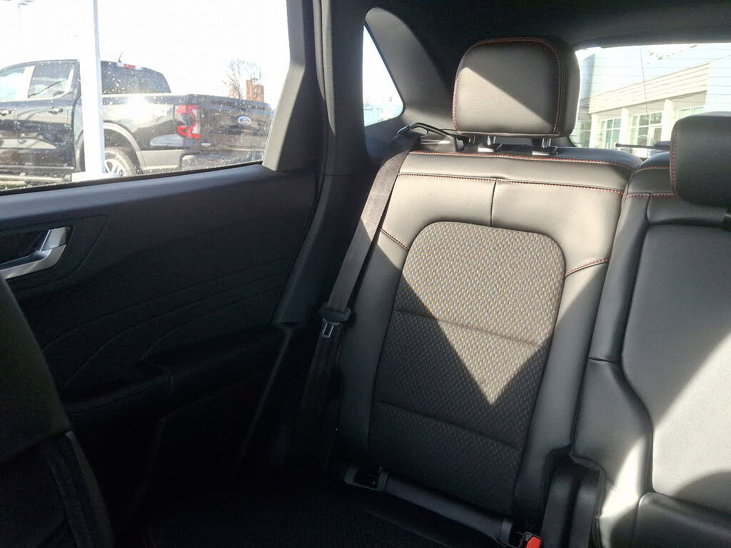 2025 Ford Escape Hybrid