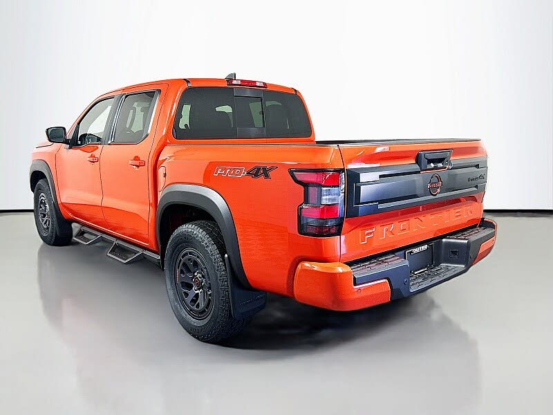 2025 Nissan Frontier