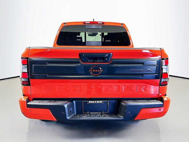 2025 Nissan Frontier