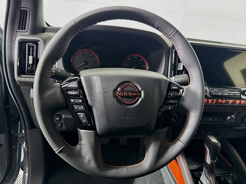 2025 Nissan Frontier
