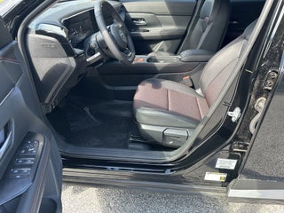 2025 Nissan Kicks