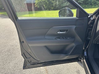 2025 Nissan Kicks