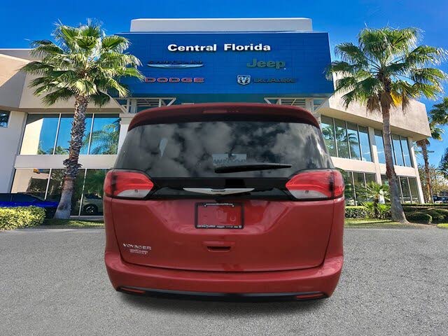 2026 Chrysler Voyager