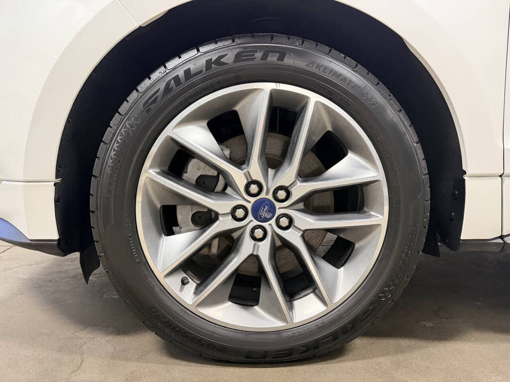 2022 Ford Edge