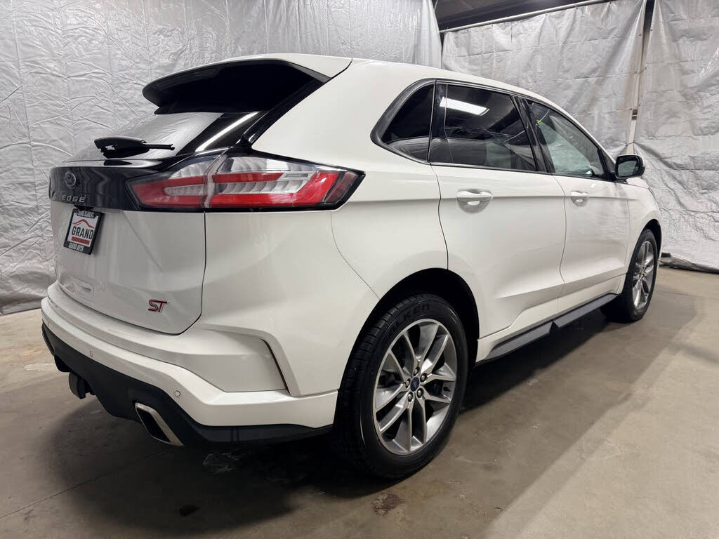 2022 Ford Edge