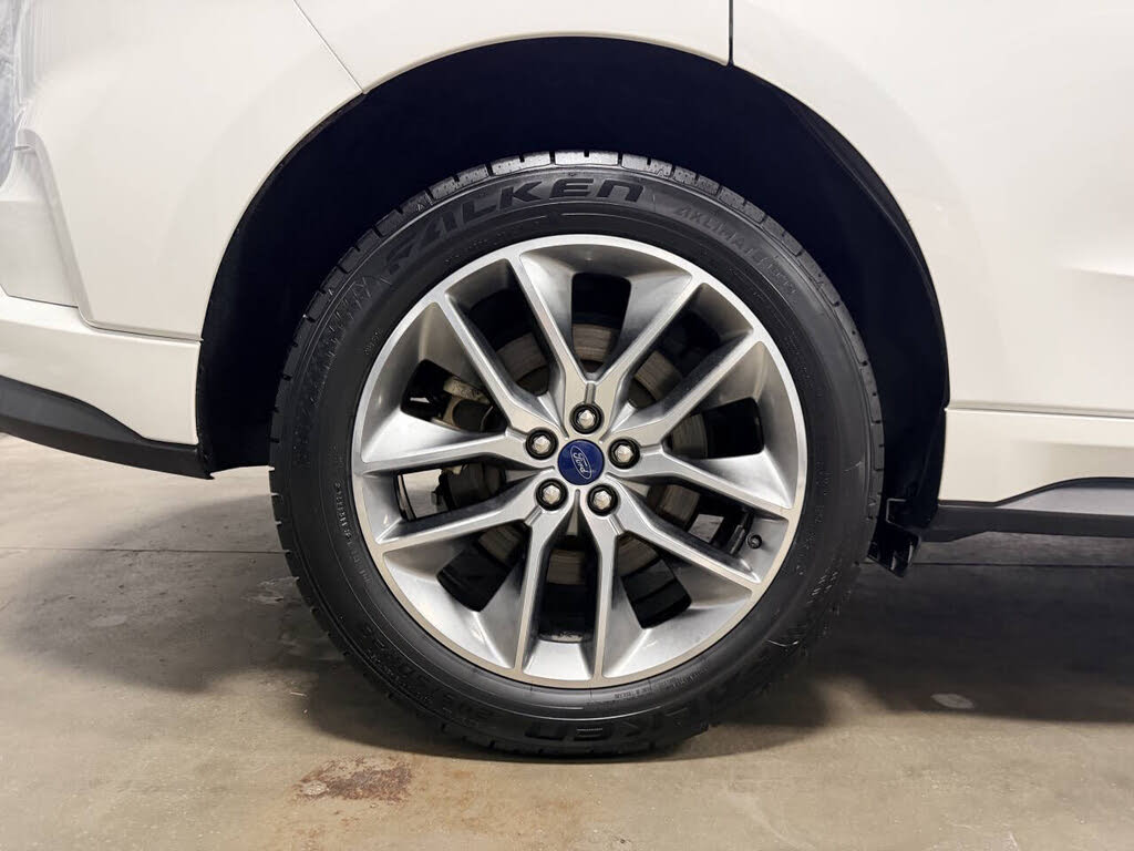 2022 Ford Edge