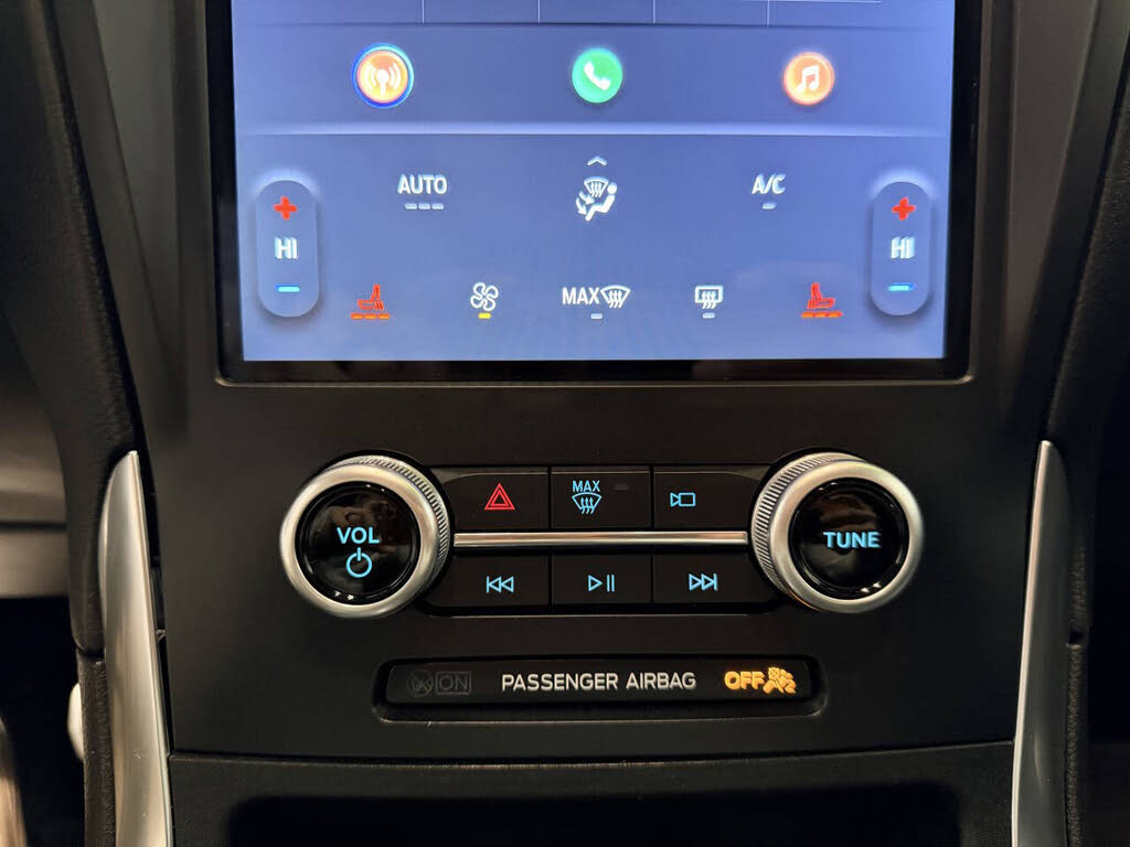 2022 Ford Edge