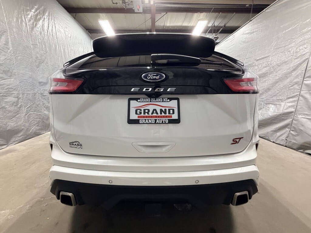 2022 Ford Edge