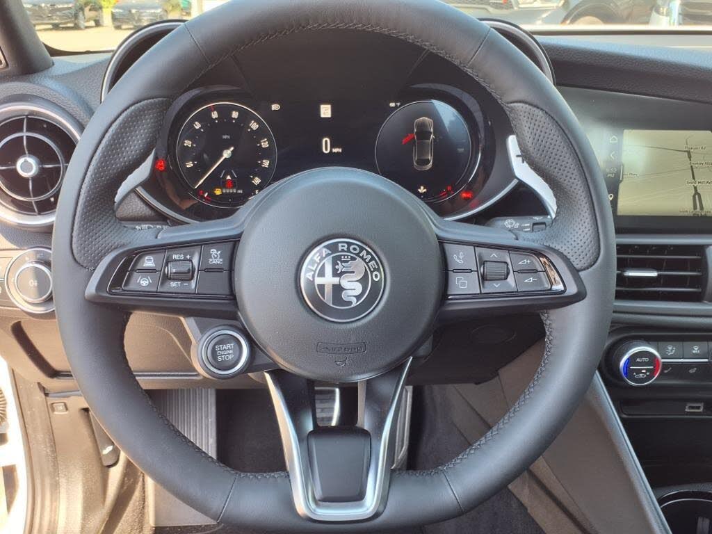 2025 Alfa Romeo Giulia