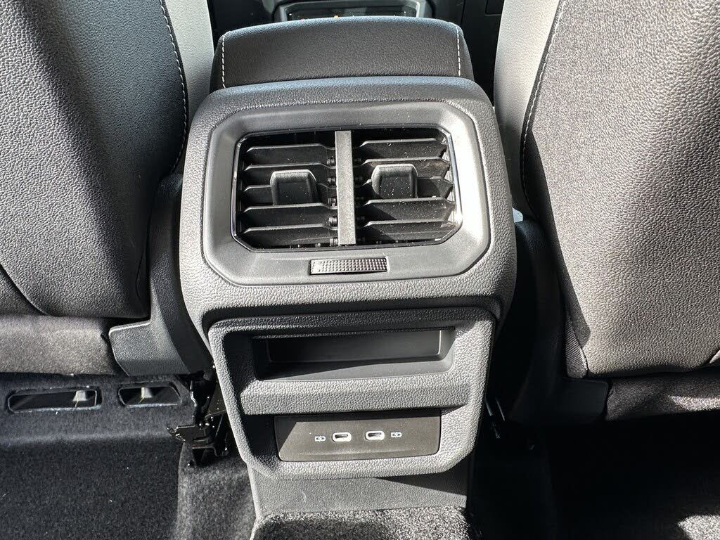 2026 Volkswagen Taos
