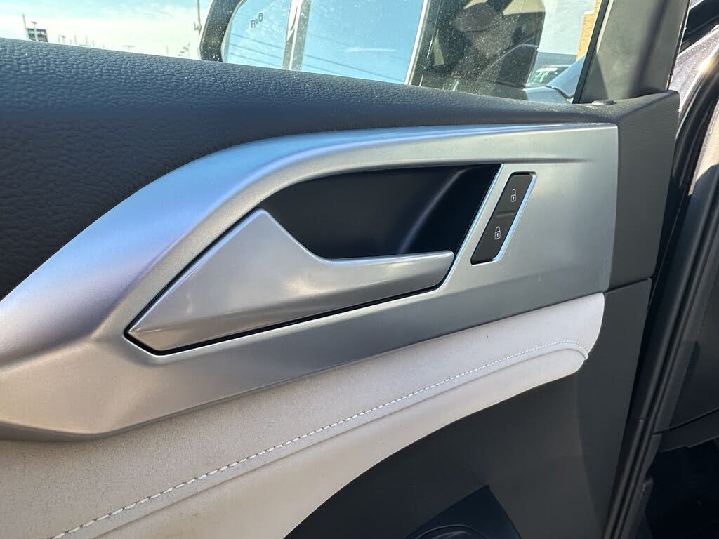 2026 Volkswagen Taos