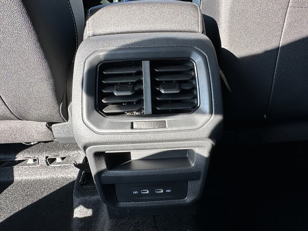 2026 Volkswagen Taos