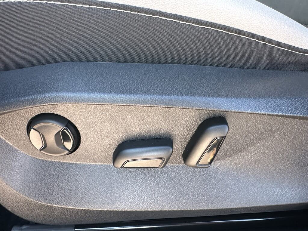2026 Volkswagen Taos