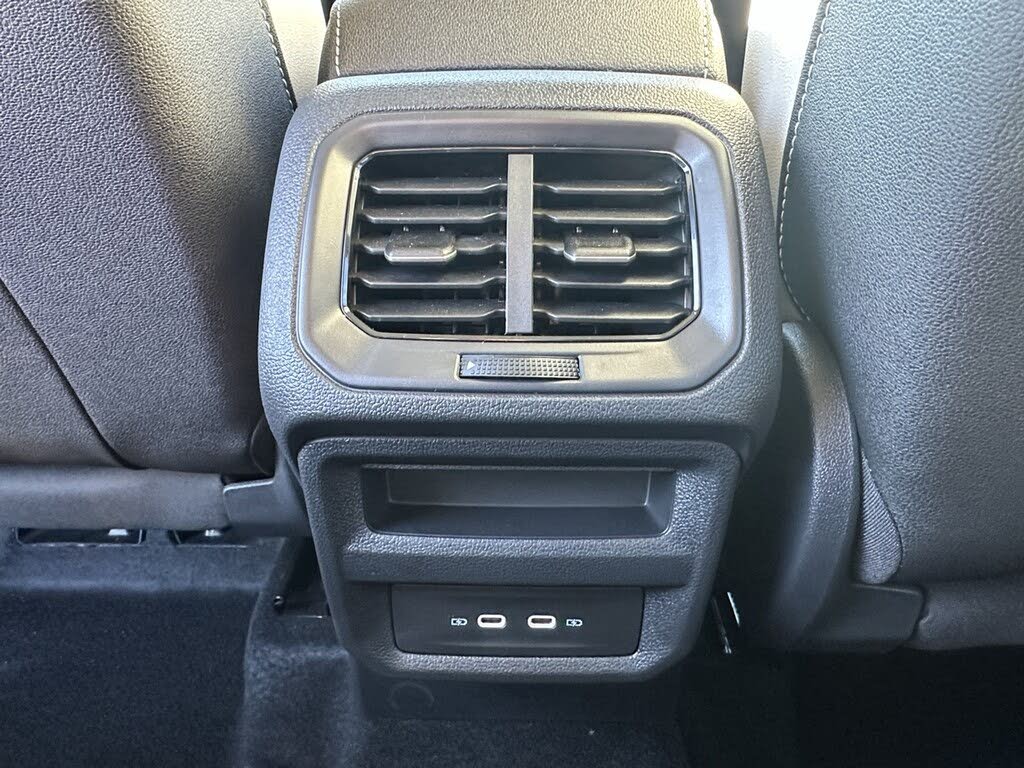 2026 Volkswagen Taos
