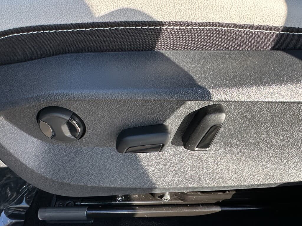 2026 Volkswagen Taos