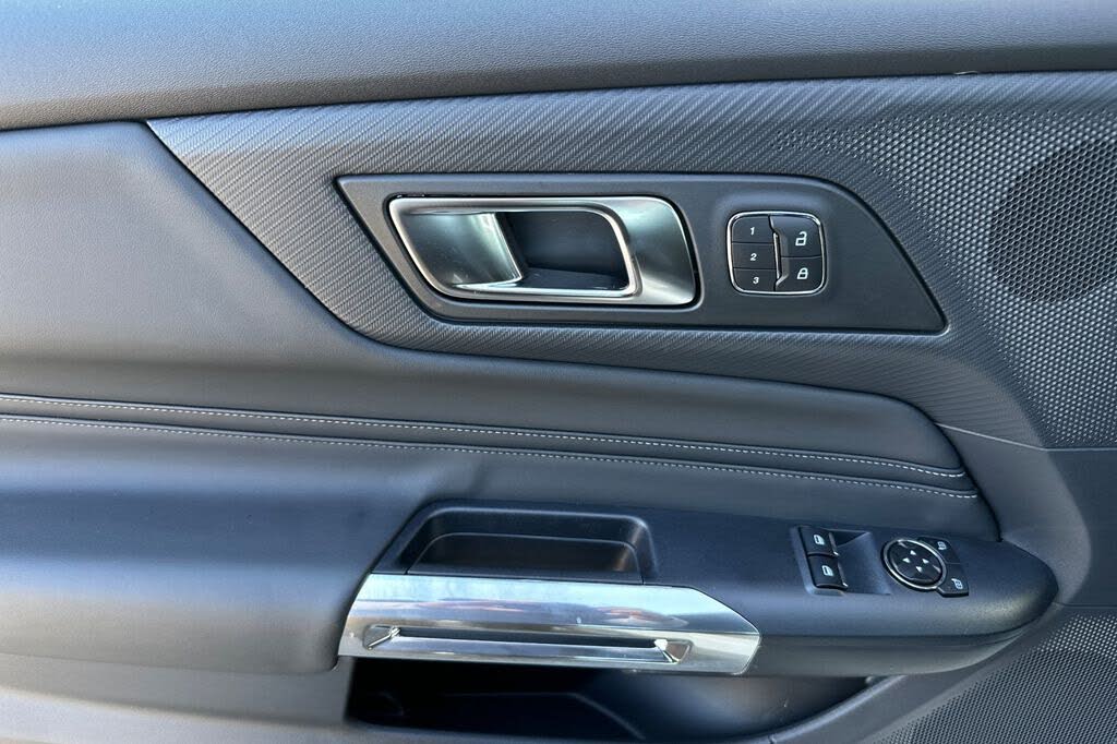 2025 Ford Mustang