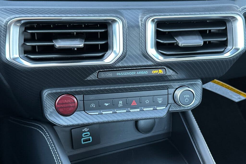 2025 Ford Mustang