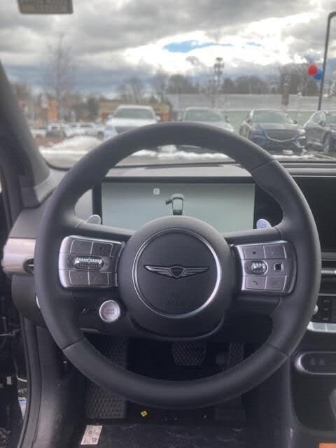 2025 Genesis GV60