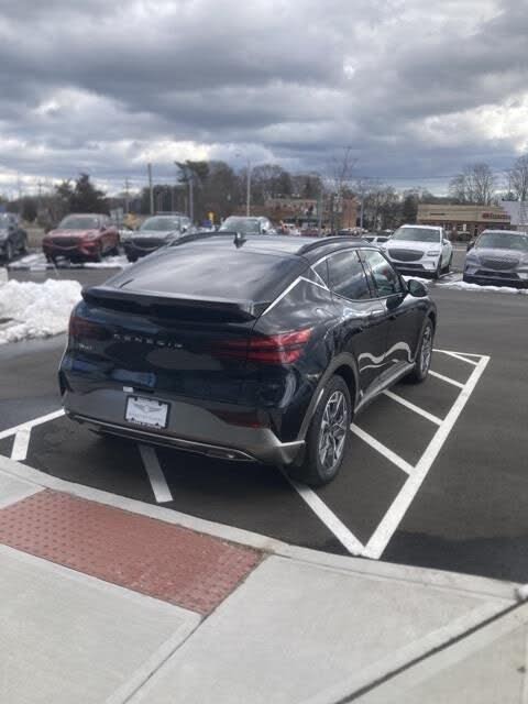 2025 Genesis GV60