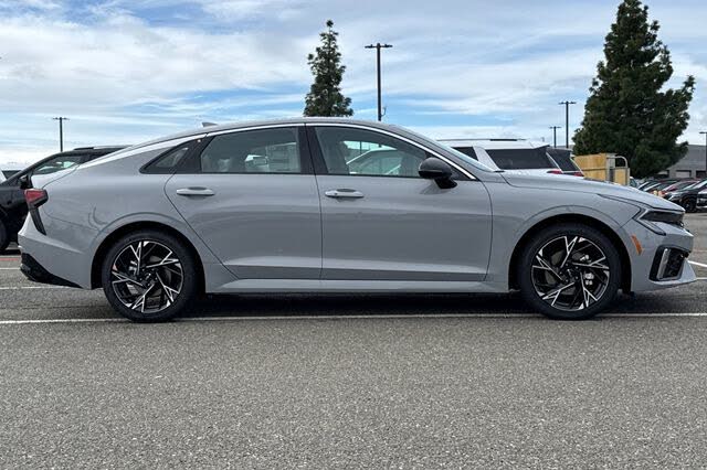 2026 Kia K5