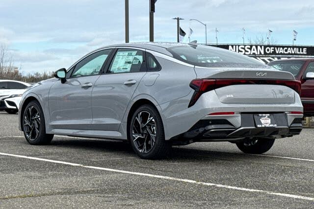 2026 Kia K5