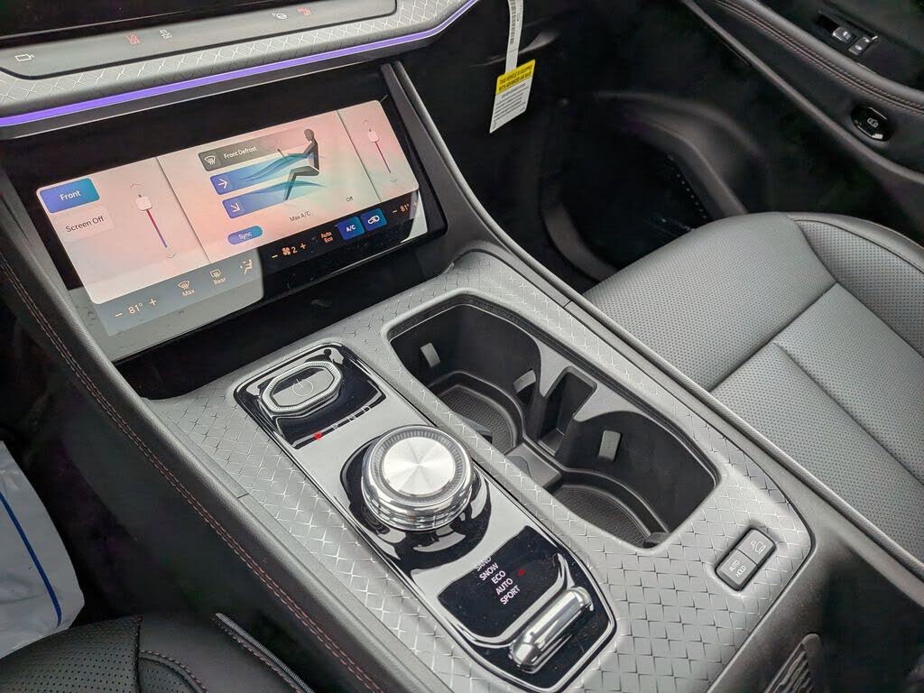 2025 Jeep Wagoneer S