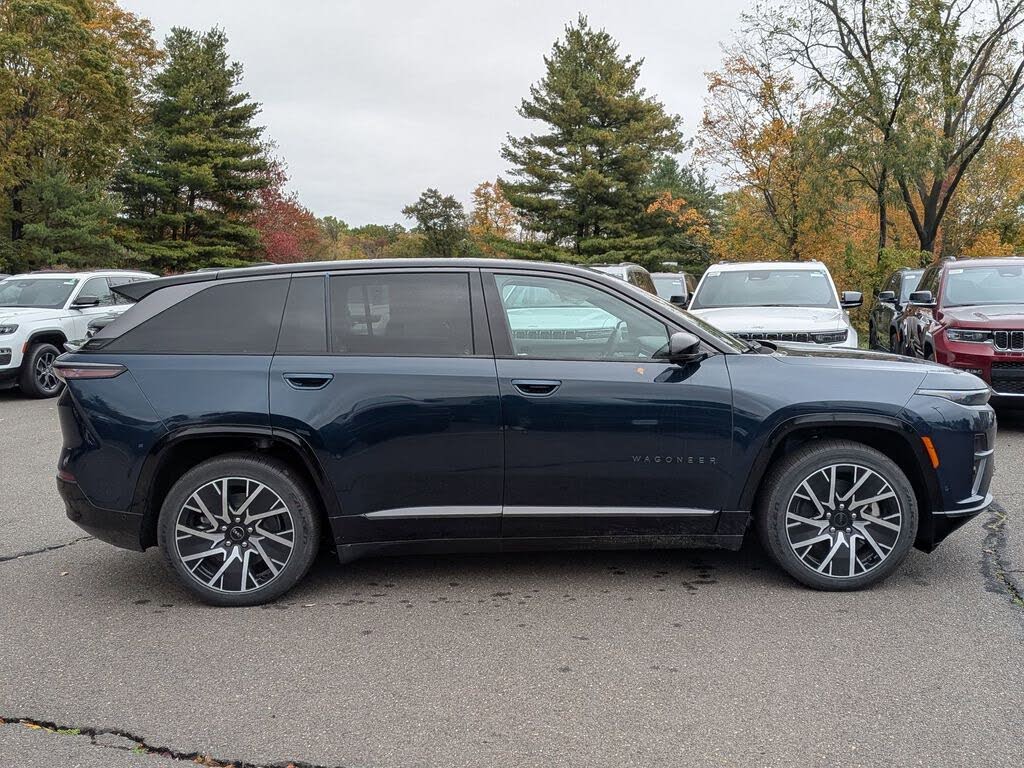 2025 Jeep Wagoneer S