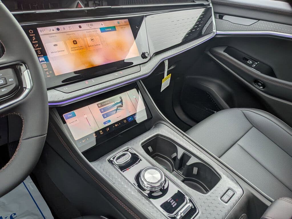 2025 Jeep Wagoneer S