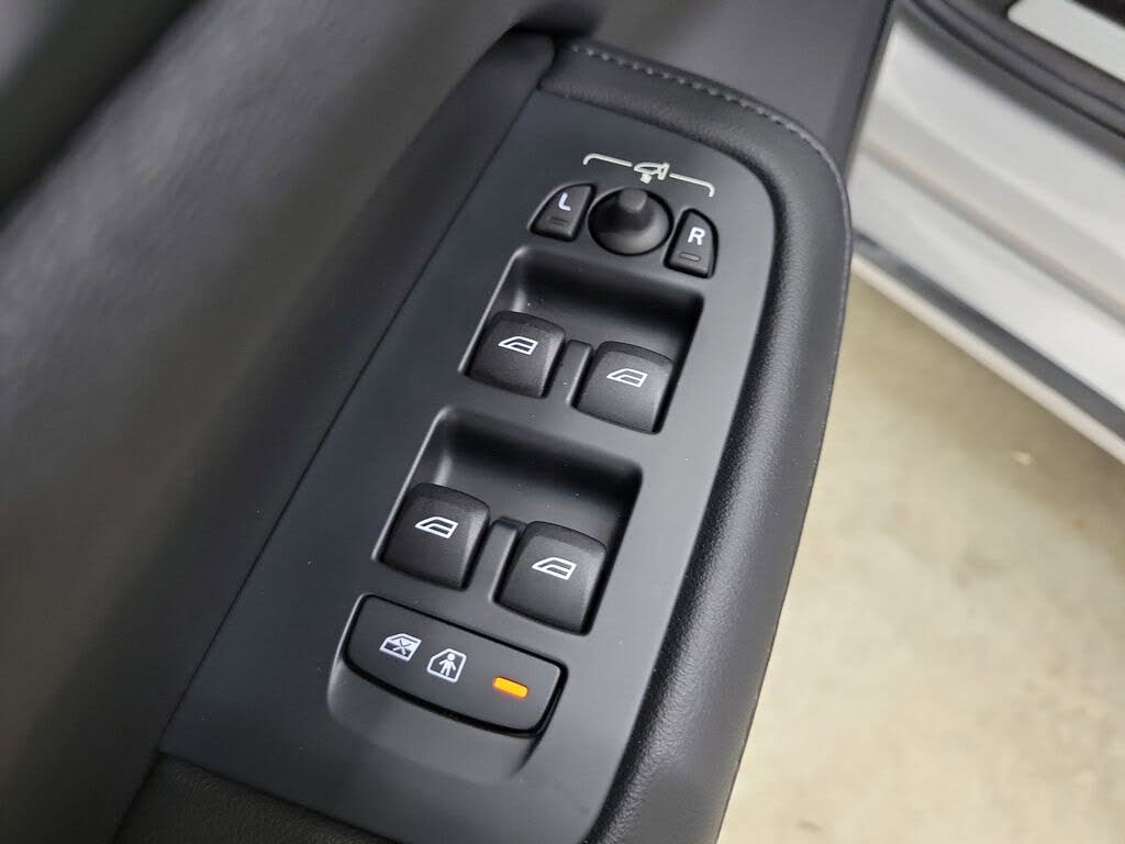 2025 Volvo S60