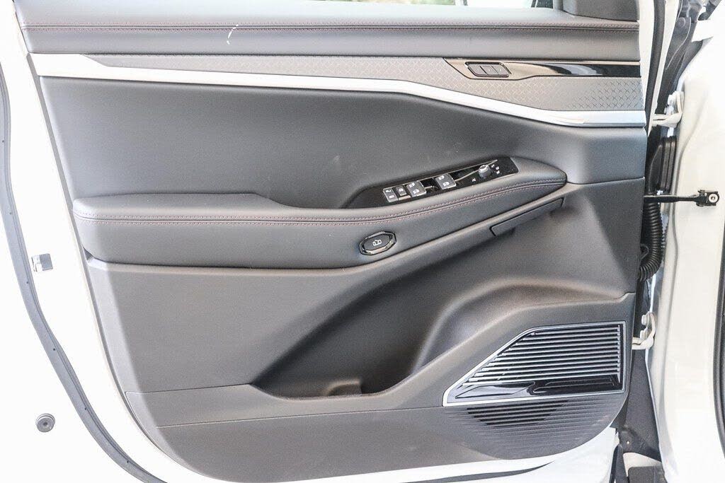 2025 Jeep Wagoneer S