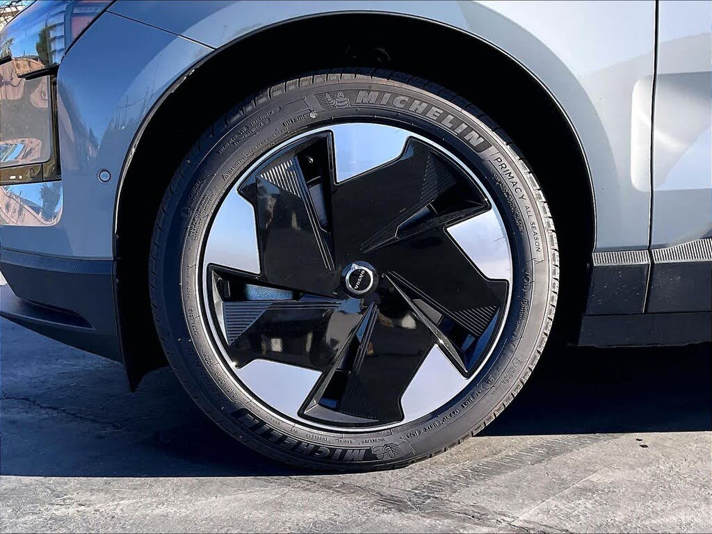 2025 Volvo EX30