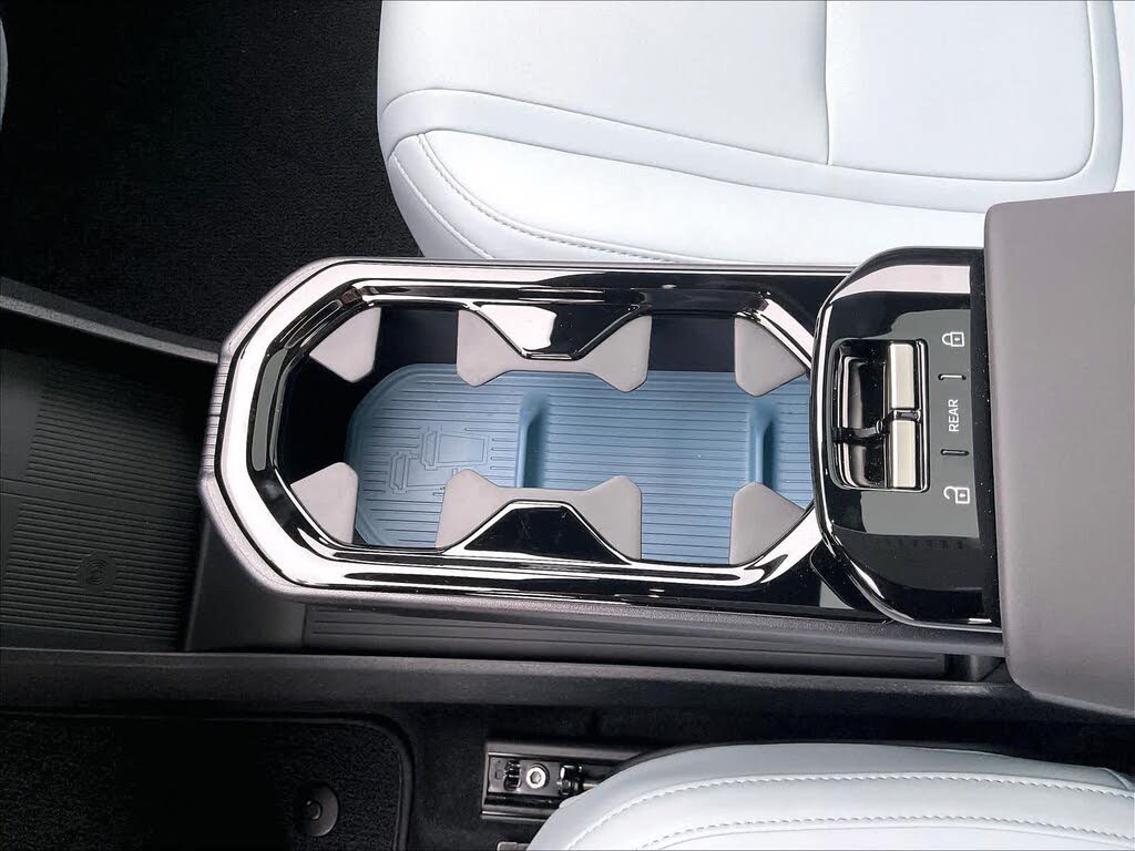 2025 Volvo EX30