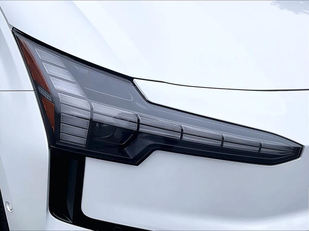2025 Volvo EX30