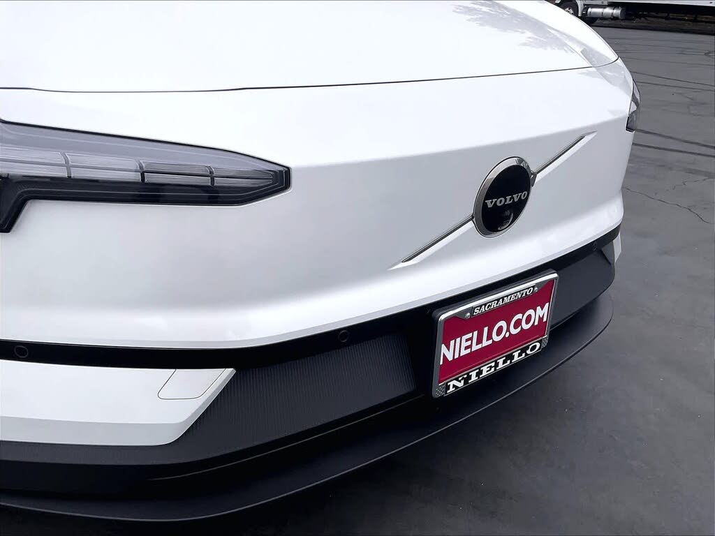 2025 Volvo EX30