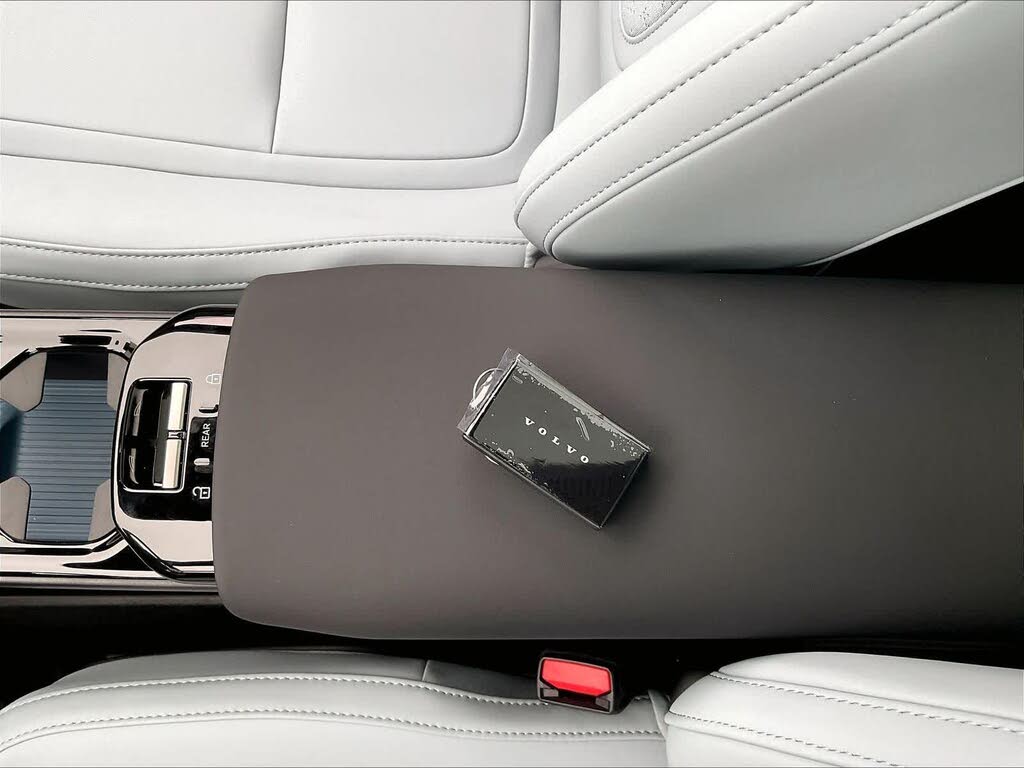 2025 Volvo EX30