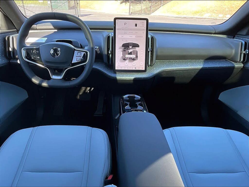 2025 Volvo EX30