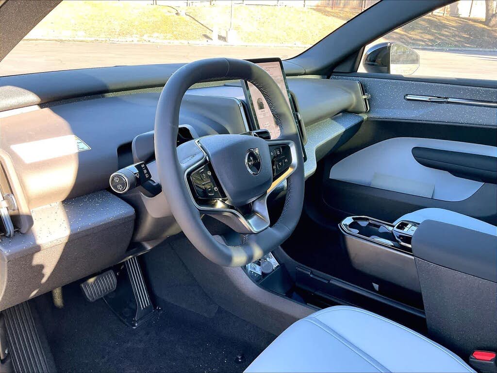 2025 Volvo EX30