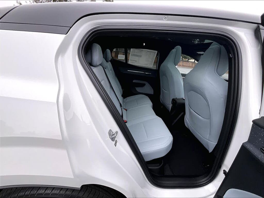 2025 Volvo EX30
